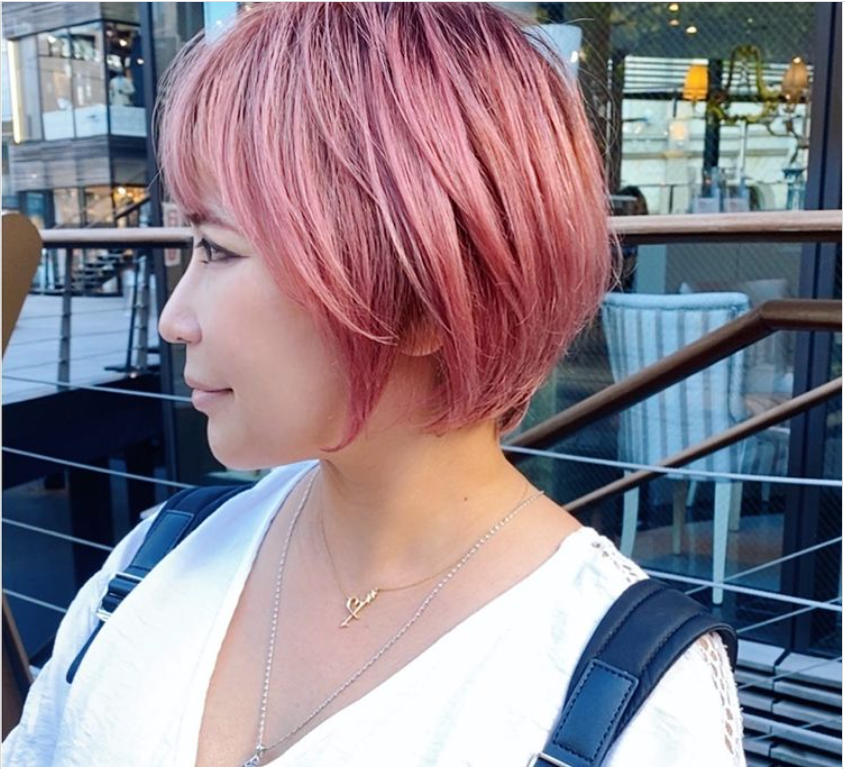 浜田ブリトニー、髪バッサリでボブスタイルに 「似合ってるー!」「色も可愛い~!」