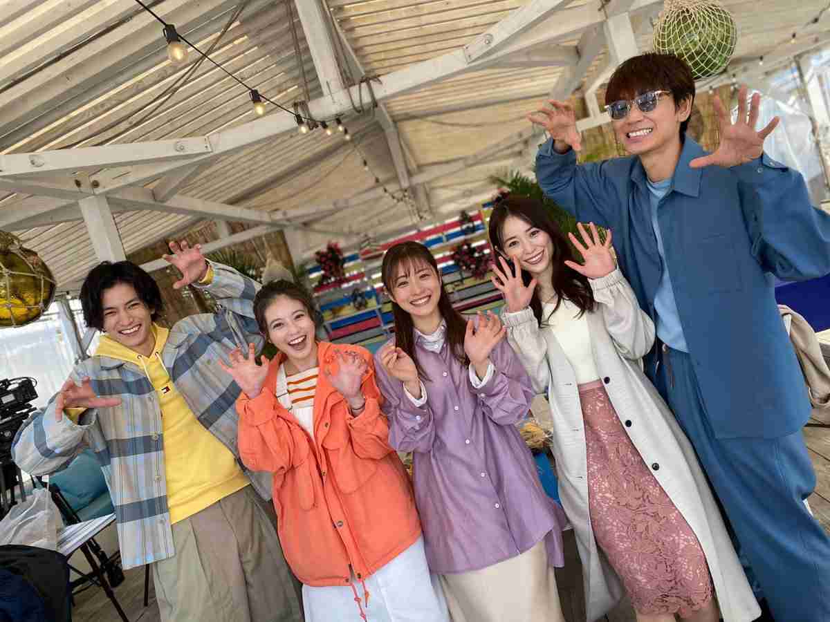今田美桜　花束片手にすっぴん風ショット公開に「癒されます」「かわいすぎる」の声