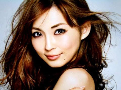 【芸能人の英語力】 モデルの押切もえの英語力 - YouTube