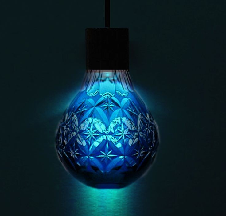 青いガラス小物が見たい！