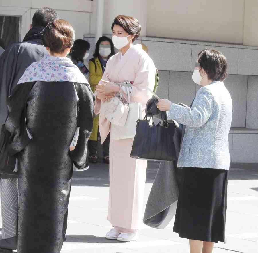 藤原紀香が見せた「美しすぎる着物姿」に感じる大女優のスゴみ（FRIDAY） - Yahoo!ニュース