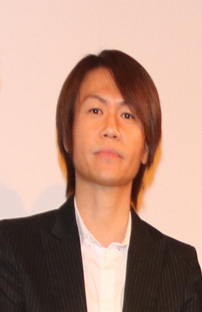 新婚の城咲仁　“婚姻届ドッキリ”仕掛けるも…「ありえない」内容に妻泣き崩れる「痛いなうちら」― スポニチ Sponichi Annex 芸能