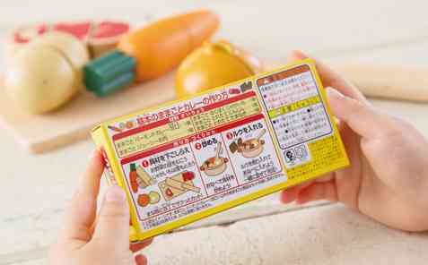 「これが“木”だと!?」木製『バーモントカレー』が驚きの仕上がり、親子で楽しめる本物そっくりなおもちゃ