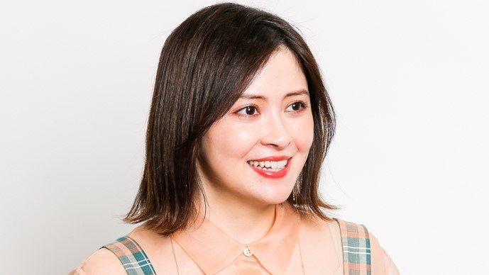 宮澤エマ「総理一家の《落ちこぼれ》だった私に、ミュージカルという道が拓けた」｜芸能｜婦人公論.jp
