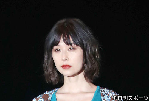 有村藍里「皮膚むしり症」を公表、無意識に…やめたいのにやめられない - 芸能 : 日刊スポーツ