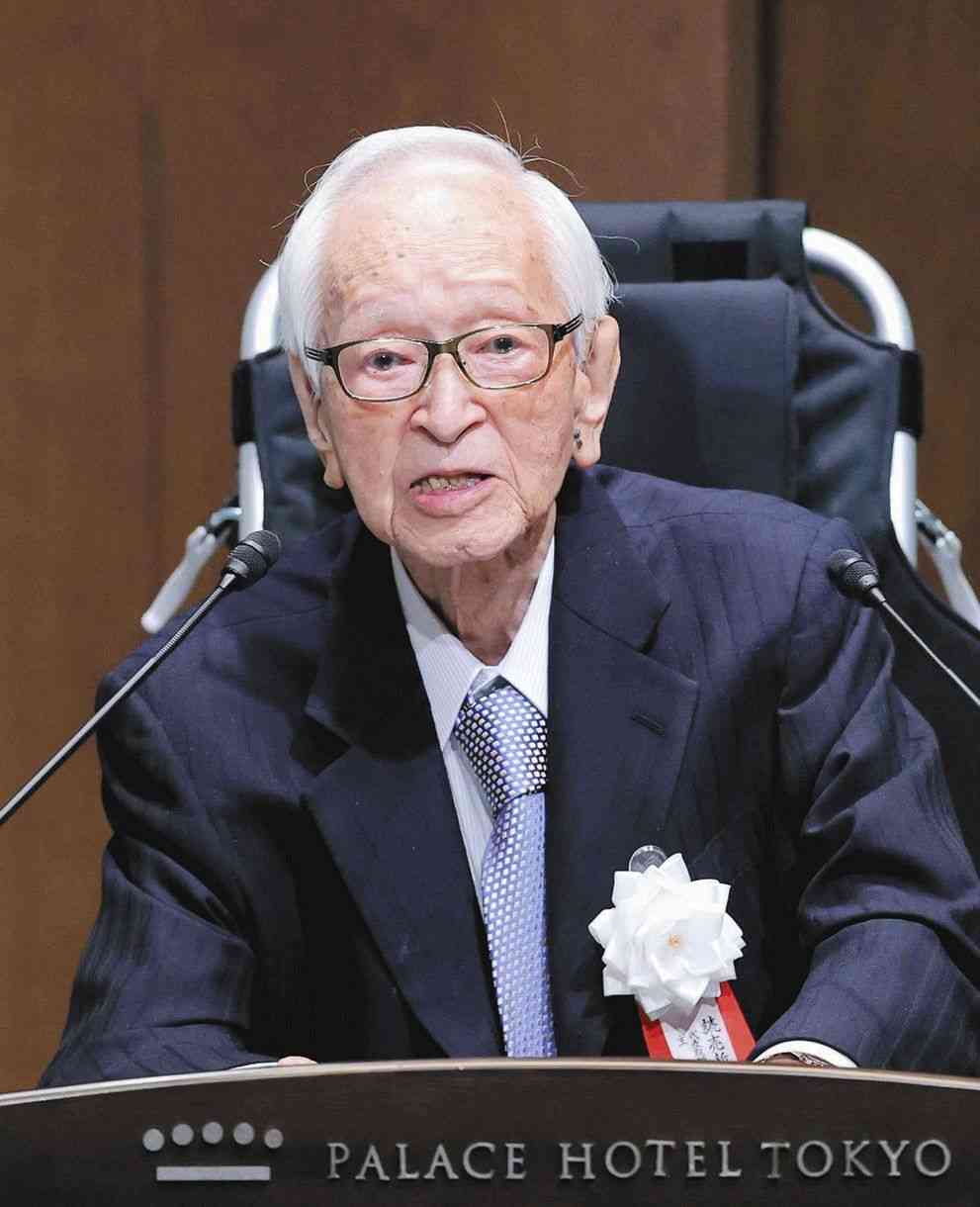 渡辺恒雄主筆「今年の初めにひっくり返って…」巨人出陣式に車いすで登場「祝勝会までにはピンピンに治る」（中日スポーツ） - Yahoo!ニュース