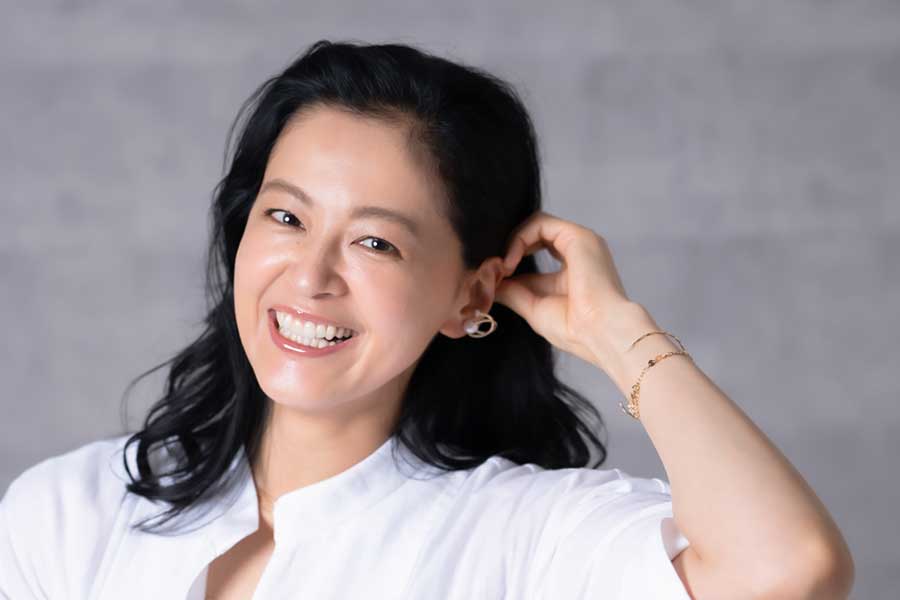 黒谷友香、45歳独身の理由と人生観「人生の最後まで変化し続けていきたい」 | ENCOUNT