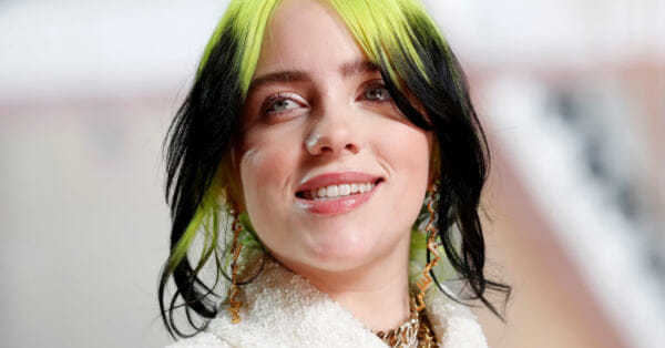 米の人気歌手ビリー・アイリッシュ　14歳当時の問題発言動画流出で