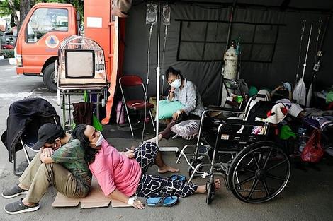 在留邦人290人が感染､未確認含め21人死亡か　デルタ株急拡大のインドネシア｜ニューズウィーク日本版 オフィシャルサイト