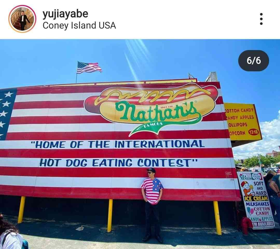 米在住のピース綾部祐二、マスクなし大人数が集う最新ショットに驚きの声「凄ーい」「羨ましい」