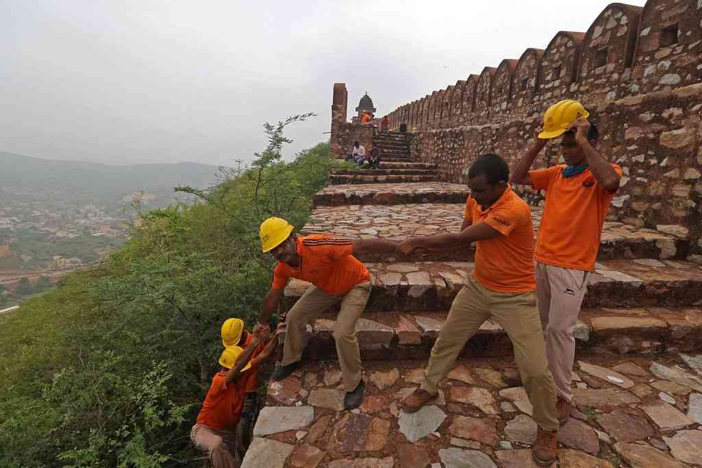 落雷で死者５０人超　観光名所にも直撃―インド：時事ドットコム