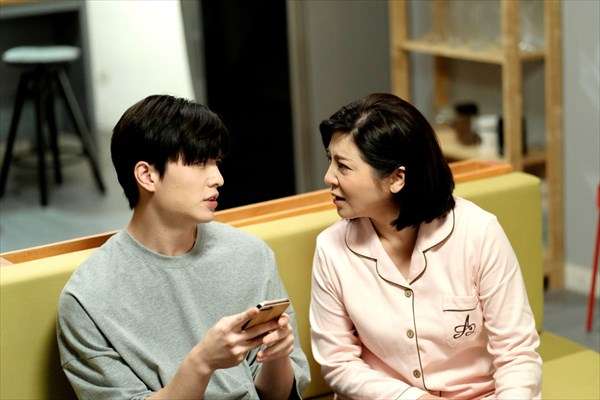 「ハンク・ワン、母親へのカミングアウトシーンで号泣――「Be Loved in House　約・定～I Do」＜ネタバレあり＞」｜Cinem＠rt記事一覧 | アジアをもっと好きになるカルチャーメディア