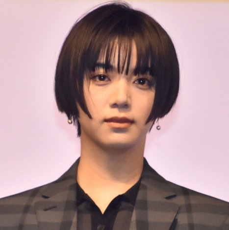 池田エライザ、幼少期の“3きょうだい”写真公開　上白石萌音も反応「かわいいだいすき」 | ORICON NEWS