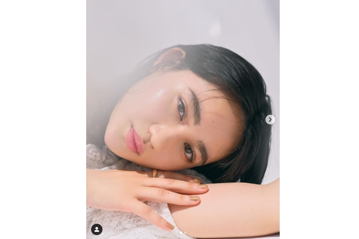 佐々木莉佳子、艶肌きらめく『CanCam』オフショット公開「美しすぎてもはや宗教画」 | ENTAME next - アイドル情報総合ニュースサイト