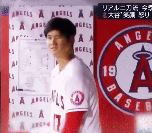 ウインク出来ますか？