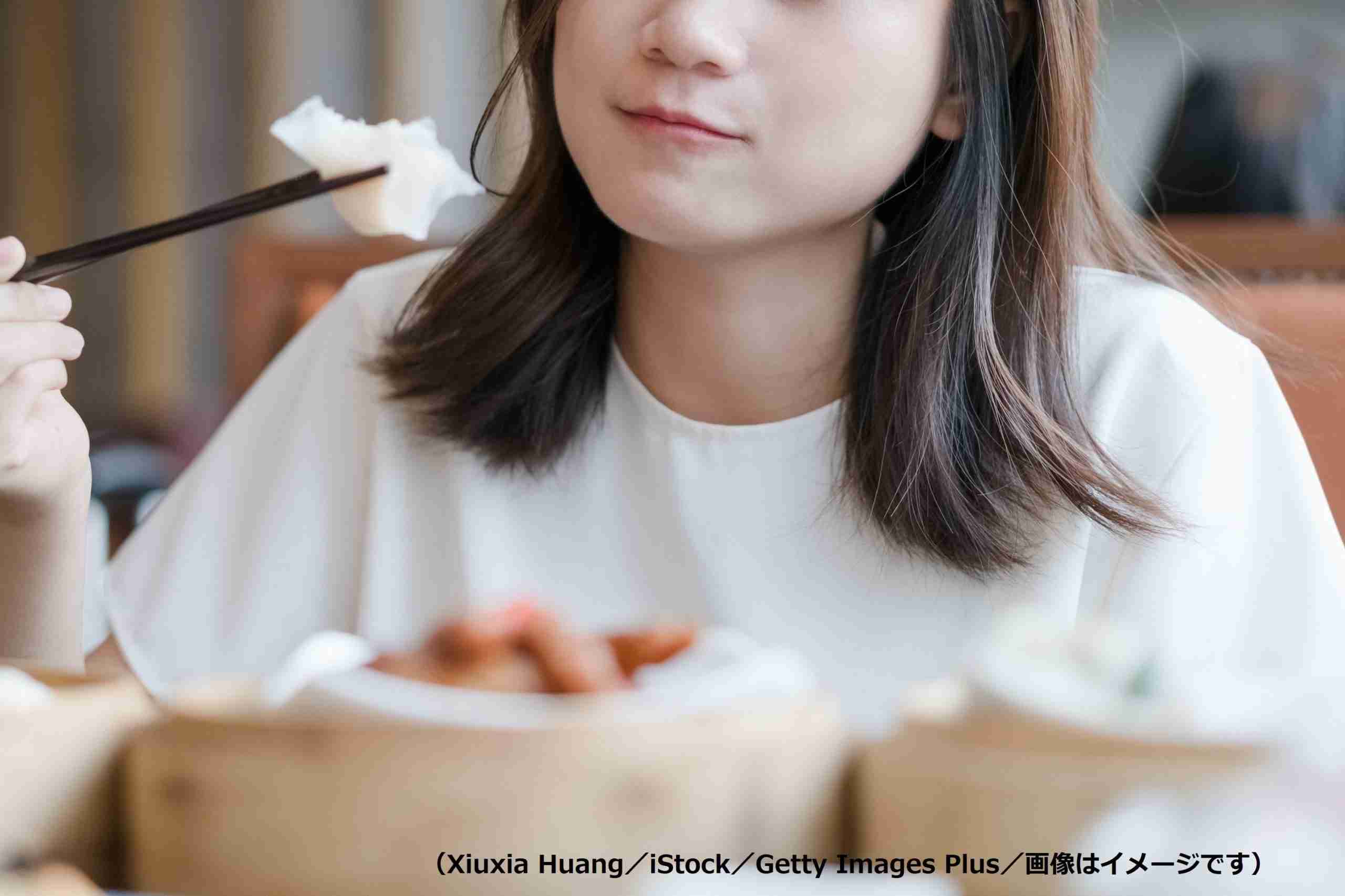 ネットで約6割が「マナー違反だと思う」と答えた　飲食店での“NG行動” – ニュースサイトしらべぇ