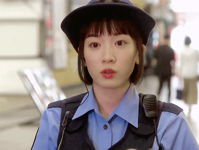 演技を見て見直した芸能人はいますか？