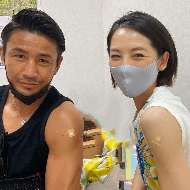 魔娑斗&矢沢心、夫婦でワクチン接種 
