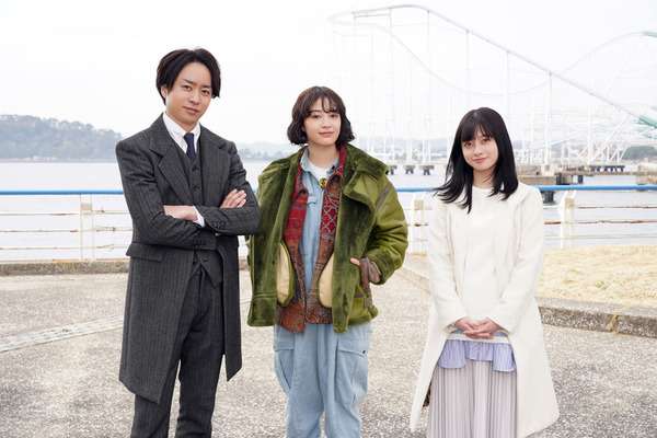 橋本環奈、美デコルテ全開で色気「ギャップ!!」「か、かわいい、透明感」 『ar』表紙で“オトナ美”披露 