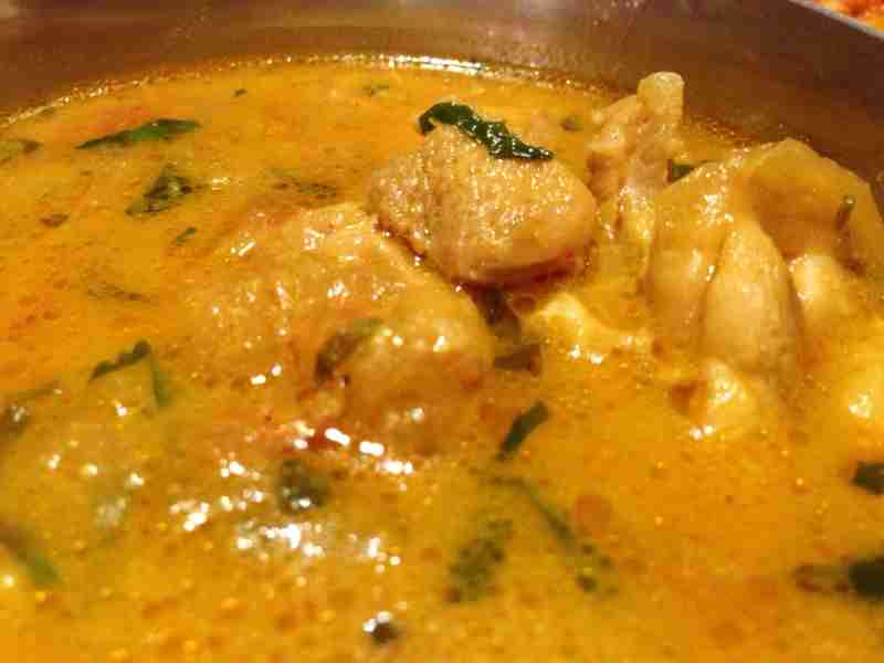 【初心者向け】本格スパイスチキンカレーが誰でも簡単に作れる基本レシピ - カレーパフォーマー加藤のスパイスカレー探訪記