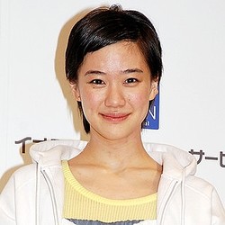 蒼井優と三浦春馬が早朝デート…蒼井は同じマンションに引越し