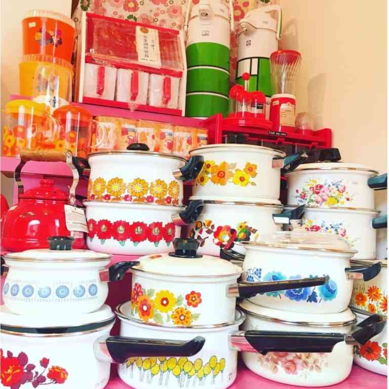 昭和の象徴「花柄ポット」が再ブーム　復刻商品「レトロかわいい」と反響...発売の背景は？象印に聞いた