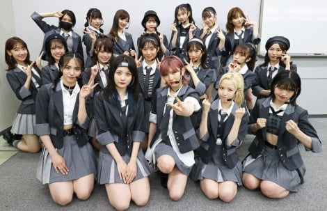 AKB48が1年半ぶり新曲初披露 センターは7作ぶり岡田奈々「みんなで気合いを入れて」