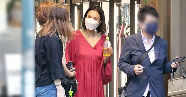 中谷美紀“出稼ぎ”帰国奮闘に音楽家夫の苦境…コロナで失業状態に（2ページ目） | 女性自身