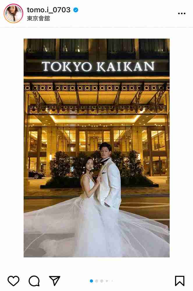 板野友美、夫・高橋奎二と挙式 花嫁ドレス&バックハグ姿公開「理想の夫婦」「素敵すぎる」