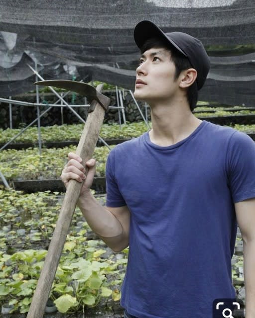 婚活アプリで「トランプ夫人似の金髪美女」から来た怪しいメッセージ