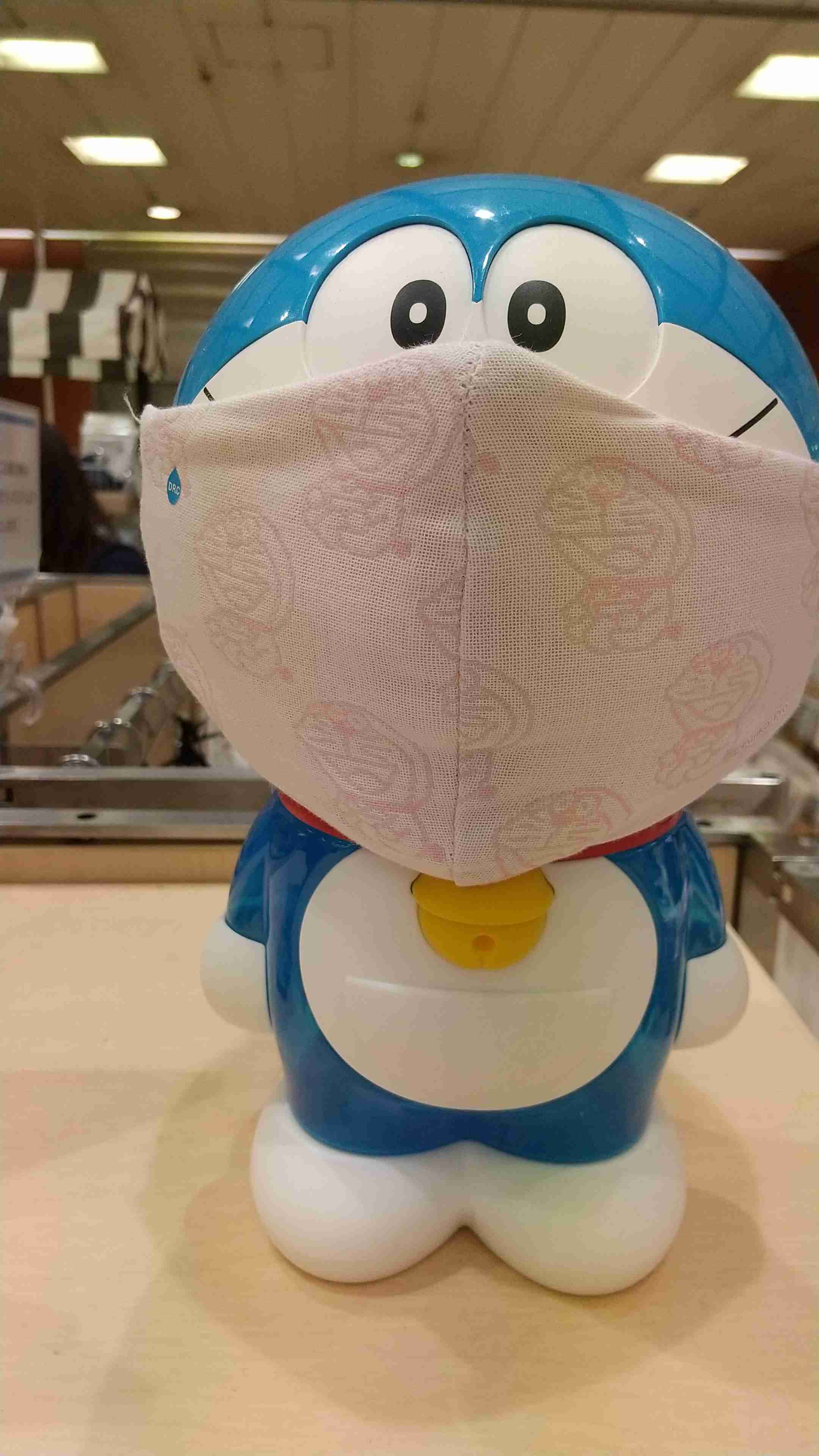 町で見かけたマスクをしたキャラクター達が見たい