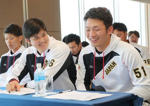 【悲報】大谷翔平さん、男女で明らかに態度が違う : ファイターズ王国＠日ハムまとめブログ