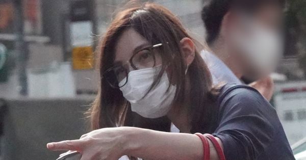 加藤あい バーキンをエコバッグ代わりに！“学業第一”の教育ママ姿 | 女性自身