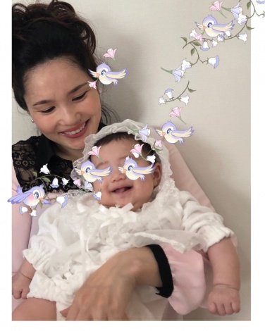 平野ノラ、愛娘“バブ子”のお食い初めを報告 笑顔の2ショットも披露