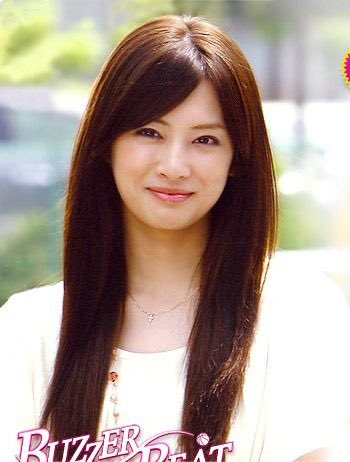 桐谷美玲、クセ毛の悩みから解放!サラサラストレートヘアに「つるんつるん」「究極の美人」の声