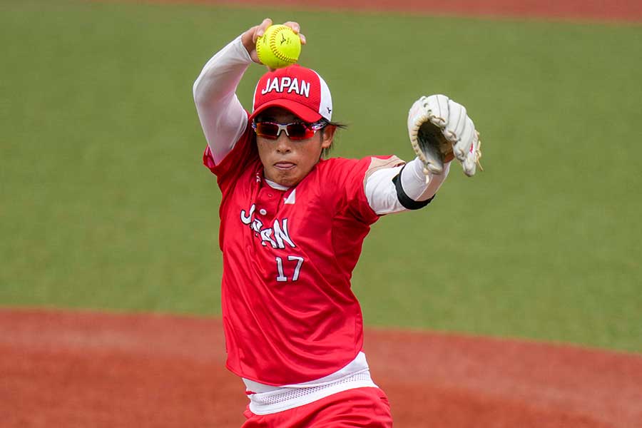 上野由岐子が金属バット粉砕　剛速球にSNS驚愕「初めて見た」「恐るべし」 | THE ANSWER スポーツ文化・育成＆総合ニュースサイト