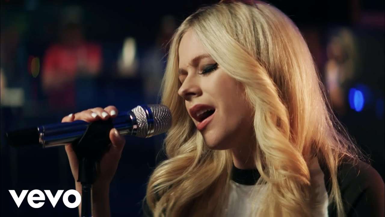 Avril Lavigne - Head Above Water (Live from Honda Stage at Henson Recording Studios) - YouTube