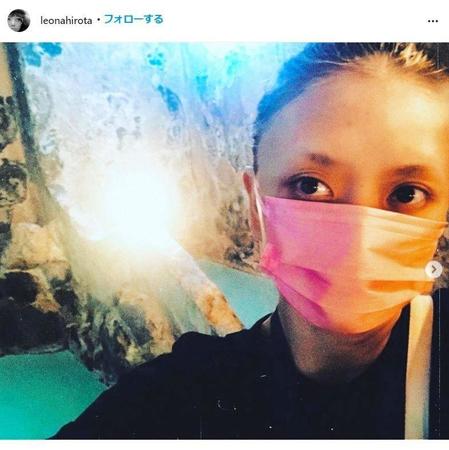 肺がん手術の広田レオナ「ワクチン打てないから」渓流の山の中にこもる