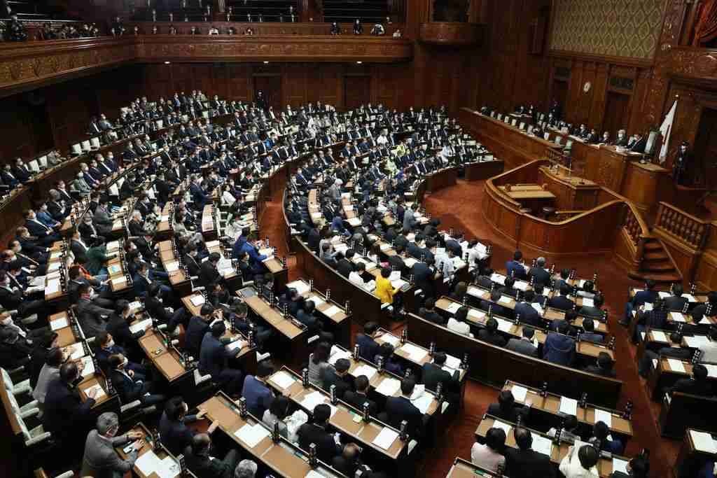 改正ストーカー規制法が成立　GPS悪用、対象に追加―8月にも全面施行