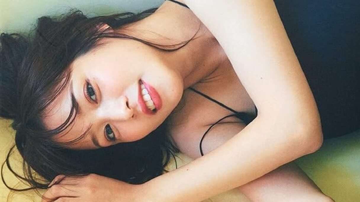 鷲見玲奈、写真集に「前代未聞」の酷評続出！　Amazonレビュー約半数が“最低”評価で「ここまで不評なのは、近年では初めて」の声(2021/08/11 12:00)｜サイゾーウーマン