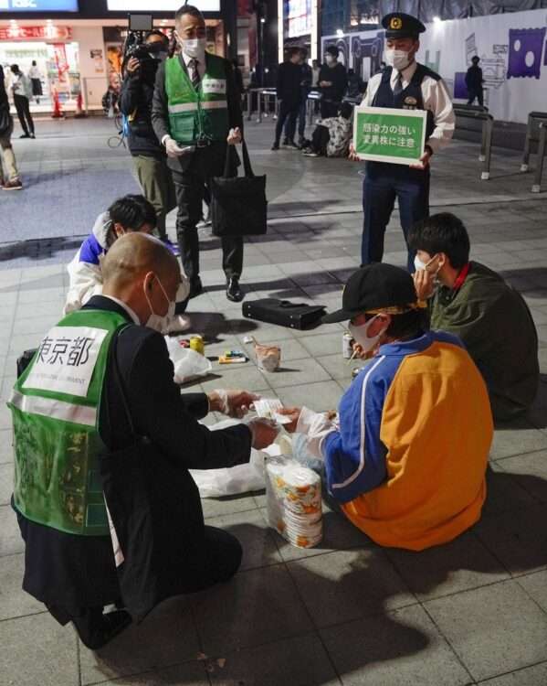 新型コロナ 東京都で新たに3058人の感染確認 日曜日として過去最多