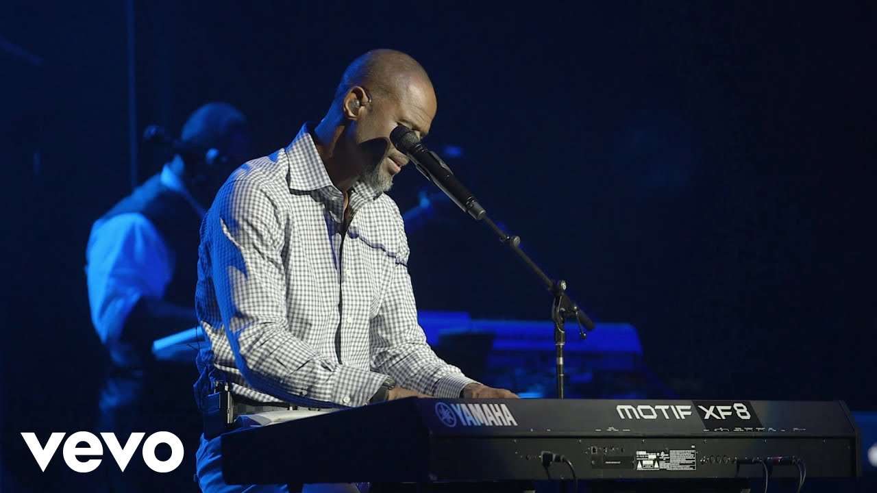 Brian McKnight - One Last Cry (Live) - YouTube