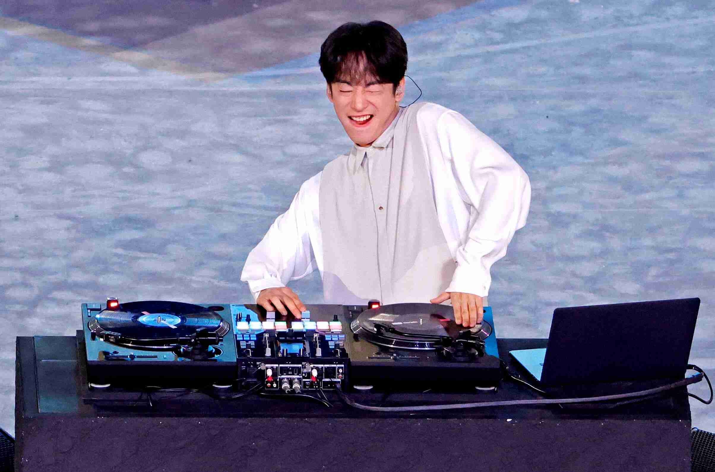 DJ松永、ファンからの贈り物は「即捨て」　友人ドン引きも...本人は「真っ向反論」: J-CAST ニュース