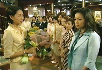 財前直見、大分の自宅ベランダの“露天風呂”公開「素敵すぎる！」「理想的なステイホーム」