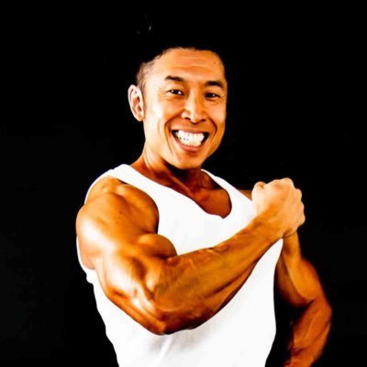 なかやまきんに君、筋肉留学の理由はブレイク芸人のせい？ 帰国後仕事がなくなるもYouTubeでバズり中 | リアルライブ