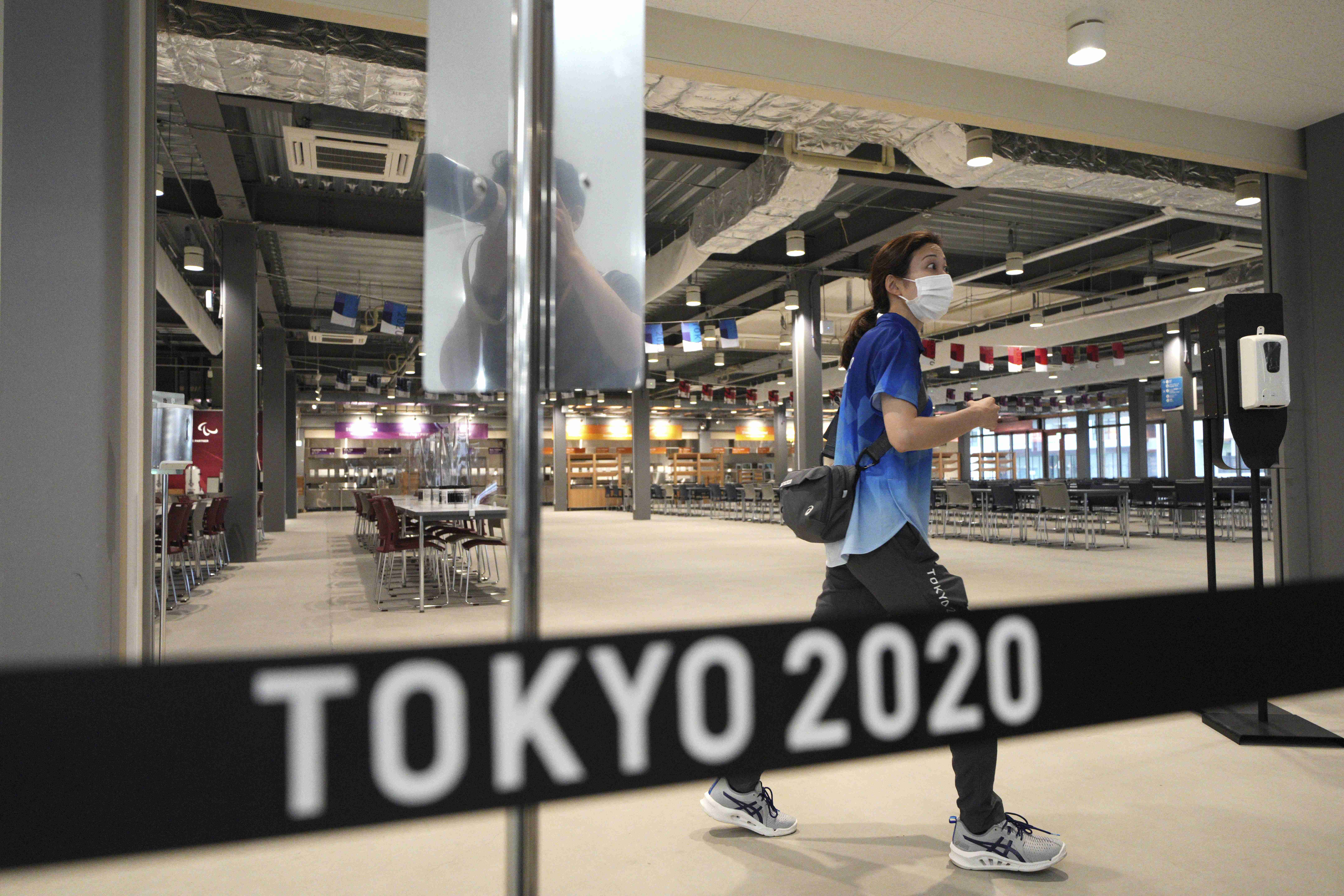 五輪選手村、日本のお菓子が大好評　スイーツコーナーには「意外過ぎる」食品も: J-CAST ニュース