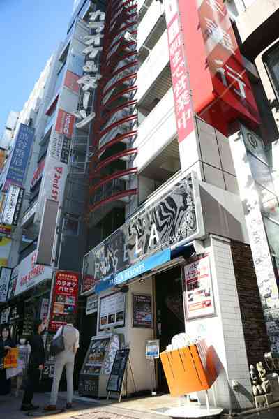 東京都 アストラ社製ワクチン使用で調整