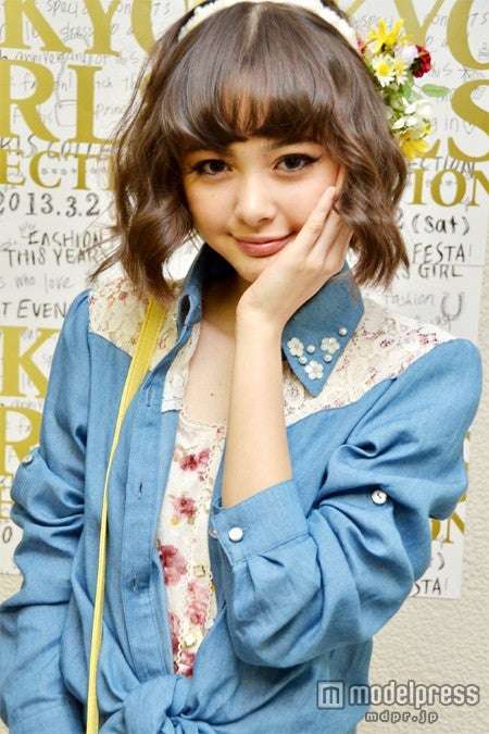 玉城ティナ、デビュー10周年記念写真集「世界」発表　撮影は蜷川実花