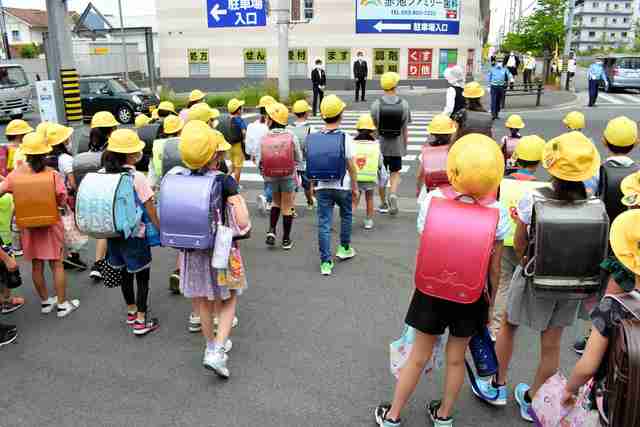 学校や家族ムリでも居場所ある 子どもたちに呼びかけ