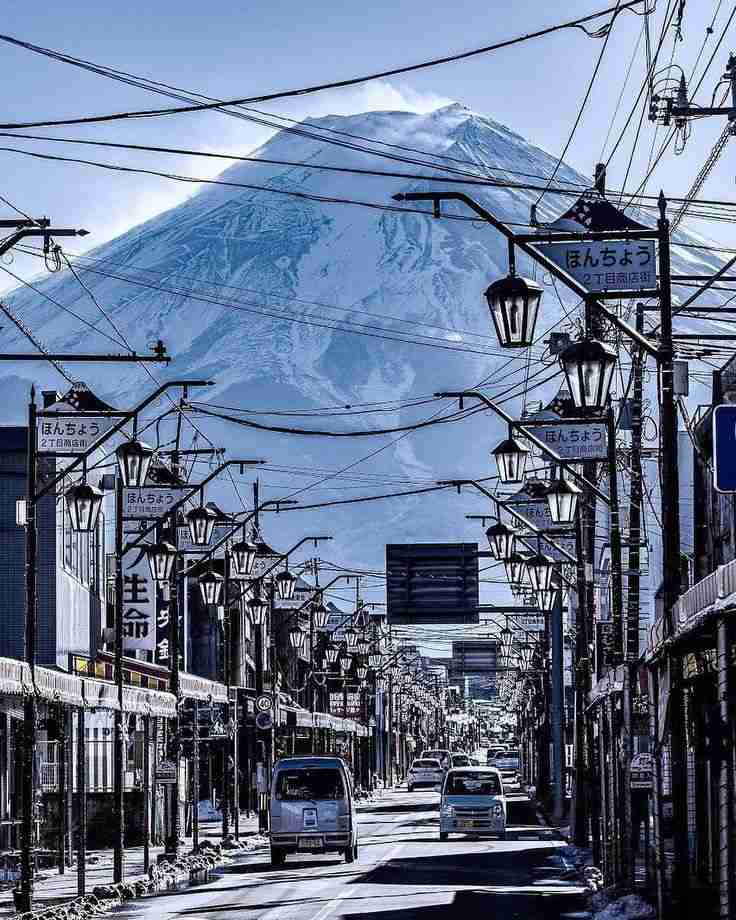 色んな富士山　イラストや絵画もOK